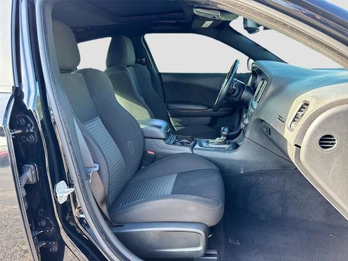 Used 2020 Dodge Charger GT w/ Driver Convenience Group image 31