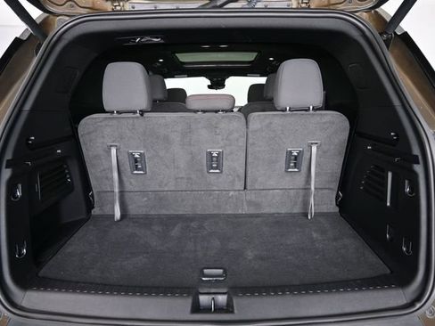 Used 2024 Chevrolet Traverse Z71 w/ Enhanced Driving Package image 41