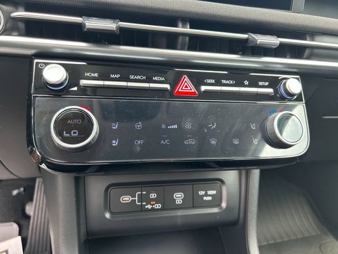 New 2026 Hyundai Tucson Limited FWD image 29