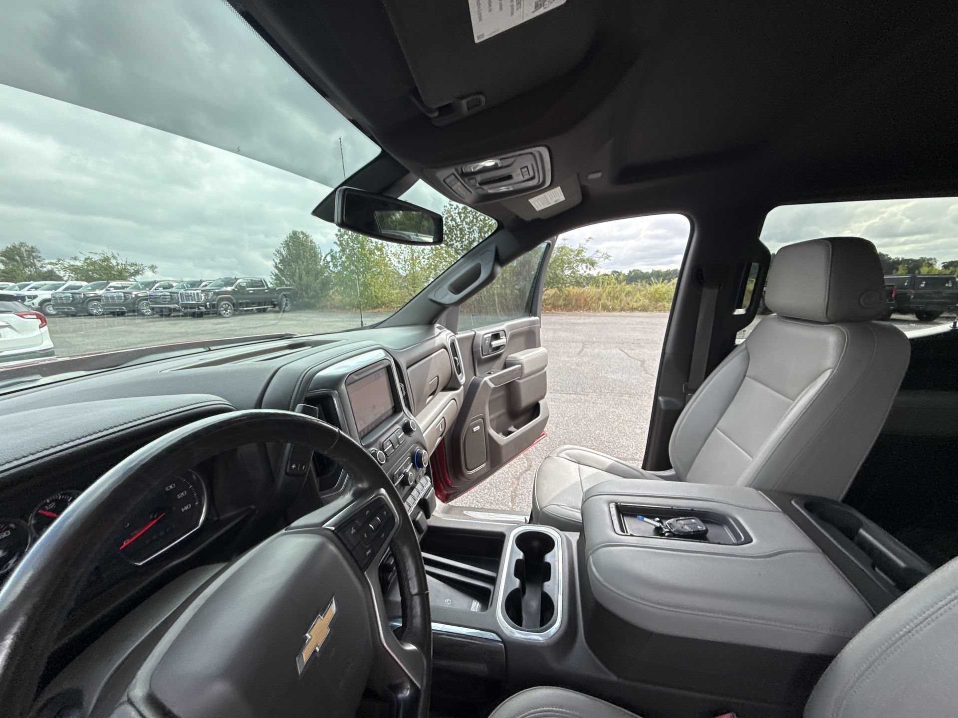 Certified 2019 Chevrolet Silverado 1500 LTZ AWD/4WD image 13