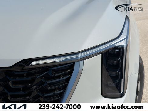 New 2026 Kia Sorento S image 8