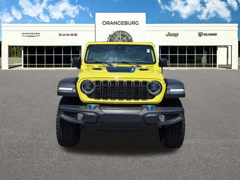 Used 2024 Jeep Wrangler Unlimited Rubicon 4xe AWD/4WD image 3