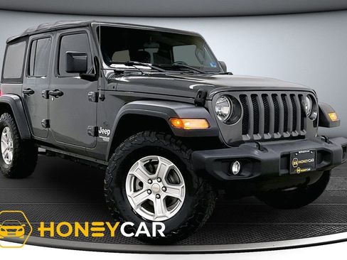 Used 2018 Jeep Wrangler Unlimited Sport S AWD/4WD image 1