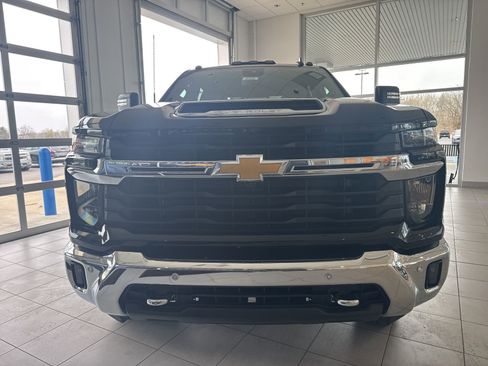 New 2026 Chevrolet Silverado 3500 LT w/ All Star Edition image 2