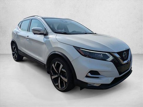 Used 2020 Nissan Rogue Sport SL w/ Premium Package AWD/4WD image 3