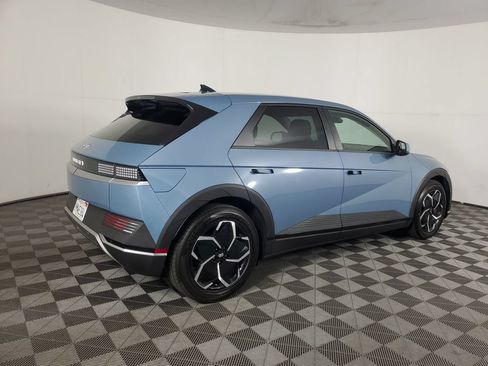 Used 2024 Hyundai Ioniq 5 SE RWD image 4