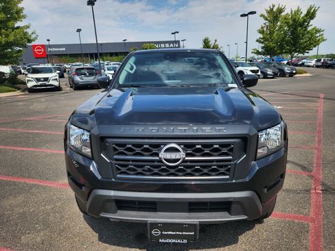 Used 2024 Nissan Frontier S w/ Technology Package AWD/4WD image 8