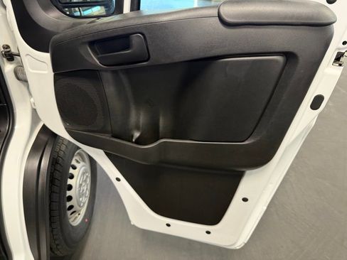 Used 2024 RAM ProMaster 2500 w/ Convenience Group image 50