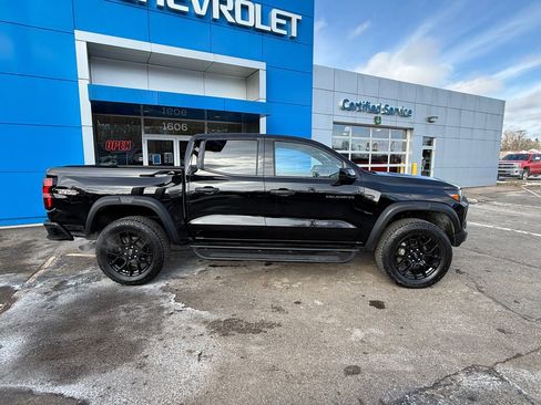 Certified 2023 Chevrolet Colorado Trail Boss w/ LPO, Dark Essentials Package image 9