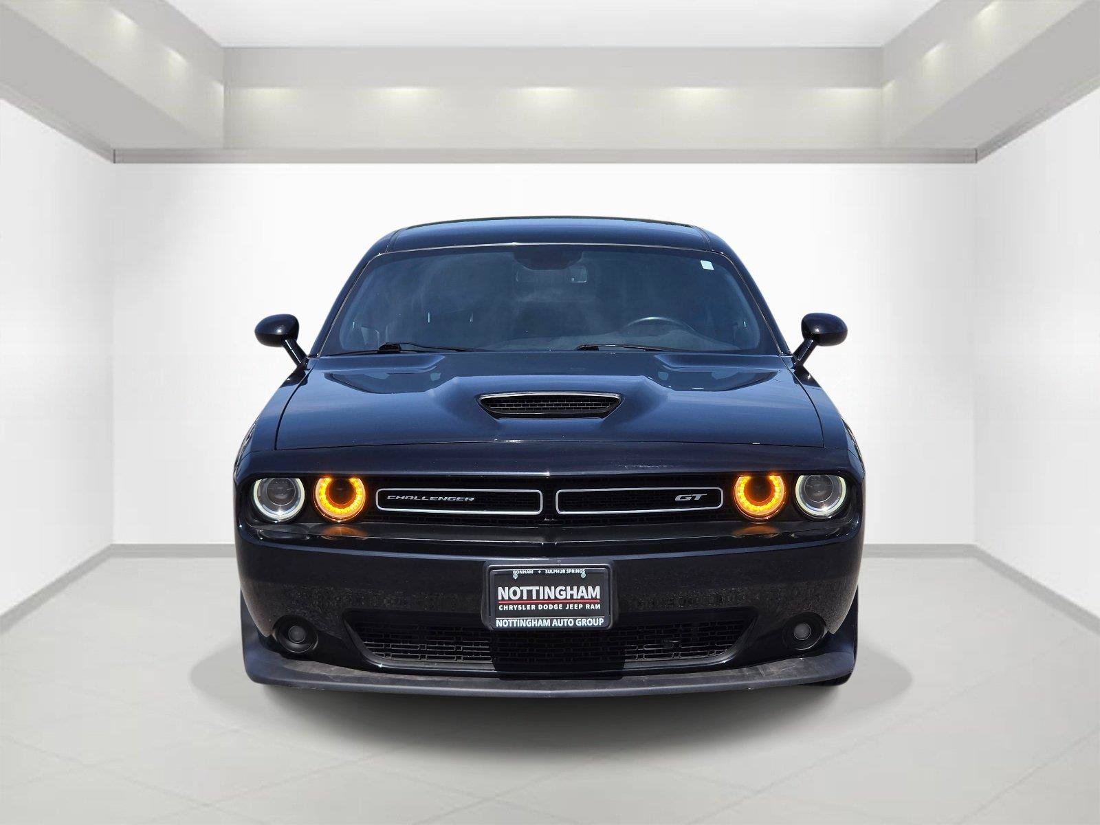 Used 2022 Dodge Challenger GT RWD image 2