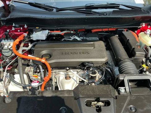 Used 2025 Honda CR-V Sport-L image 9