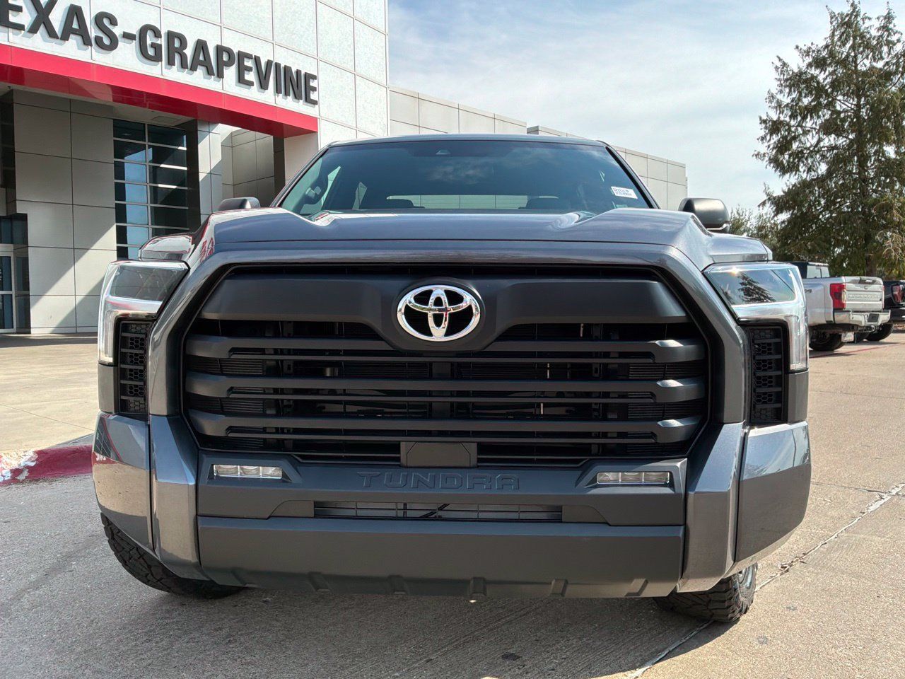 Used 2025 Toyota Tundra SR5 AWD/4WD image 3