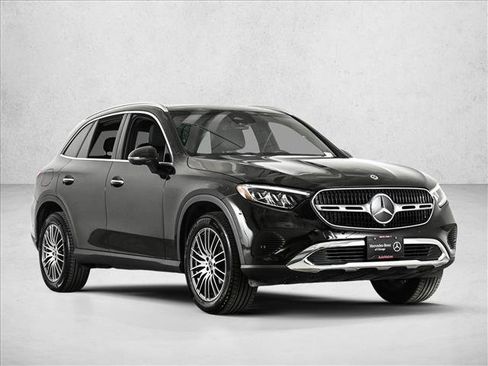 Certified 2026 Mercedes-Benz GLC 300 4MATIC image 3