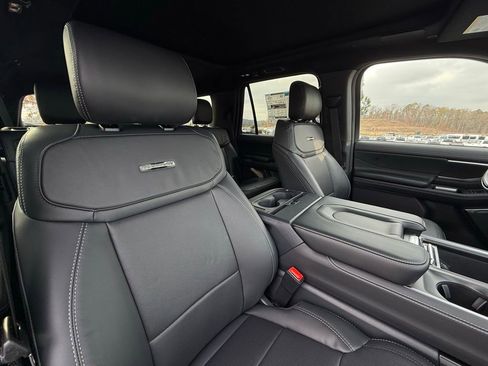 New 2025 Ford Expedition Max Platinum w/ Stealth Performance Package image 32