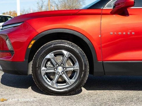 Used 2023 Chevrolet Blazer LT w/ Driver Confidence Package image 11
