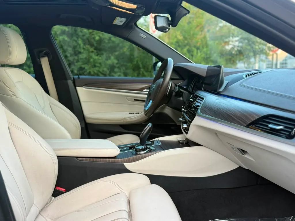 Used 2017 BMW 530i RWD image 20