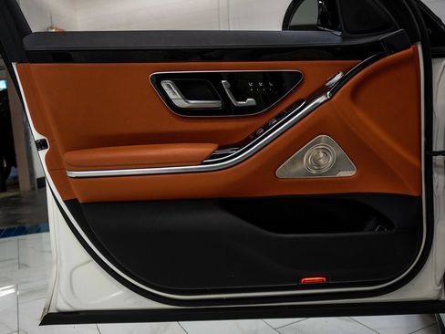 Used 2022 Mercedes-Benz S 500 4MATIC image 23