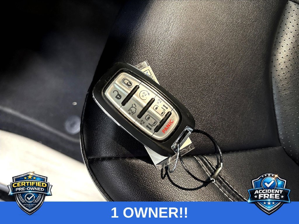 Used 2024 Chrysler Pacifica Touring-L FWD image 34