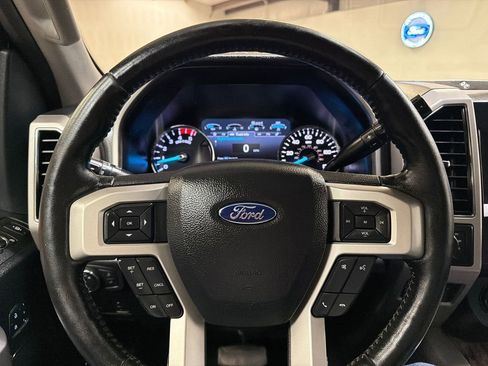 Used 2019 Ford F250 Lariat w/ Lariat Ultimate Package AWD/4WD image 21
