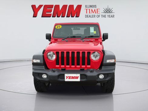 Used 2021 Jeep Wrangler Unlimited Sport AWD/4WD image 3