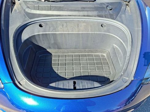 Used 2023 Tesla Model 3 Standard Range image 40