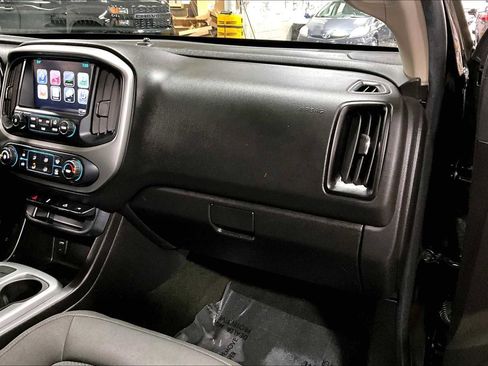 Used 2016 Chevrolet Colorado LT w/ LT Convenience Package image 19