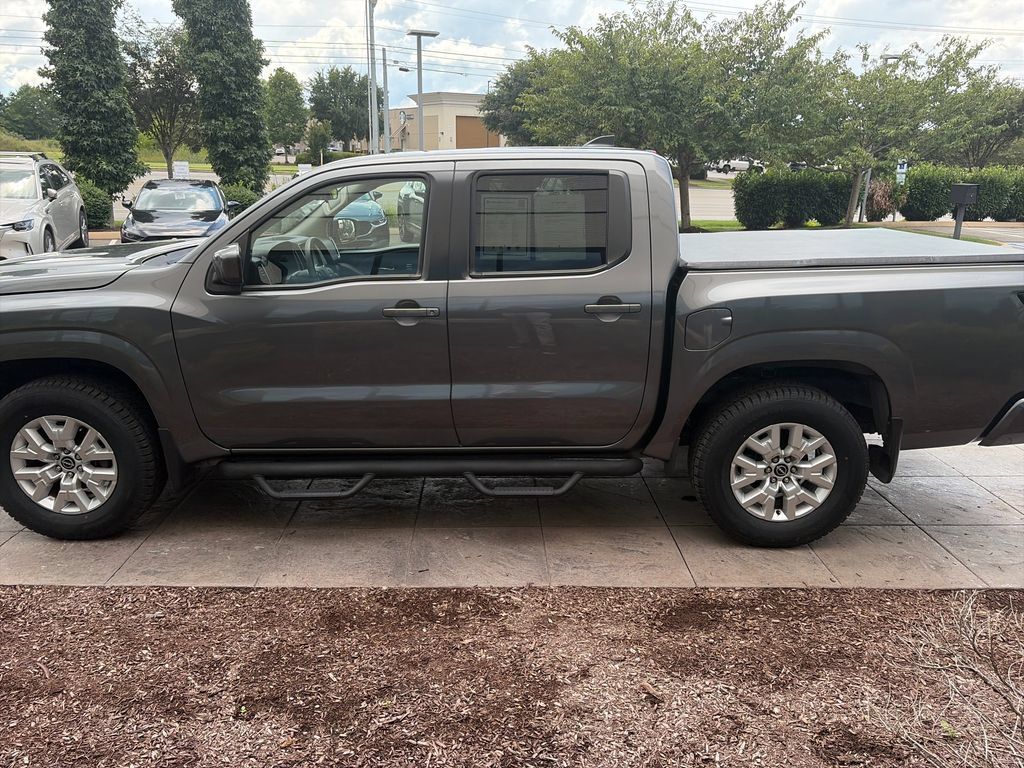 Used 2022 Nissan Frontier SV RWD image 8