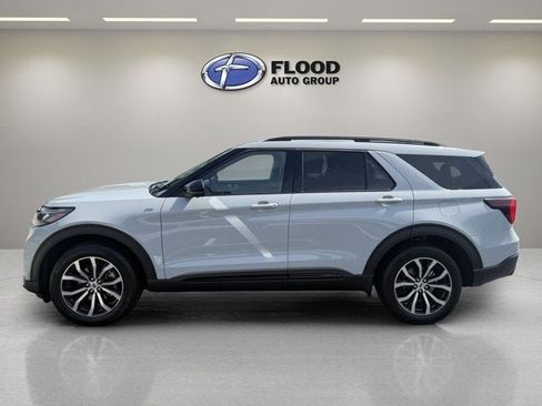 New 2027 Ford Explorer ST-Line AWD/4WD image 5