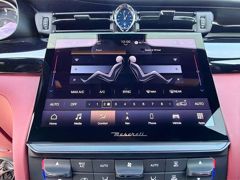 Certified 2022 Maserati Quattroporte GT image 34