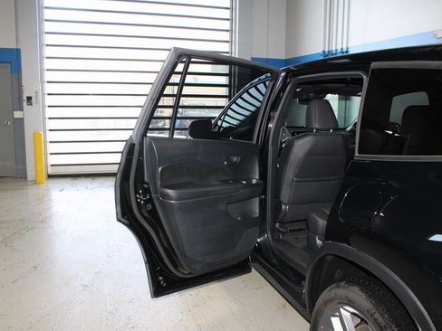 Used 2023 Honda Passport EX-L image 17