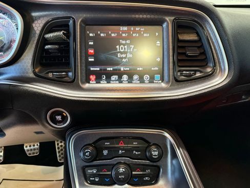 Used 2016 Dodge Challenger R/T Plus image 20