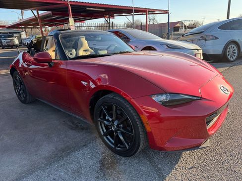 Used 2017 MAZDA MX-5 Miata Grand Touring image 8