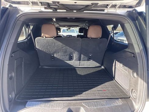 Used 2021 Chevrolet Suburban High Country image 27