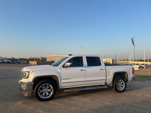 Used 2017 GMC Sierra 1500 SLT RWD image 10