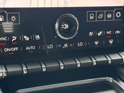 New 2026 GMC Sierra EV Elevation w/ Premium Package AWD/4WD image 20