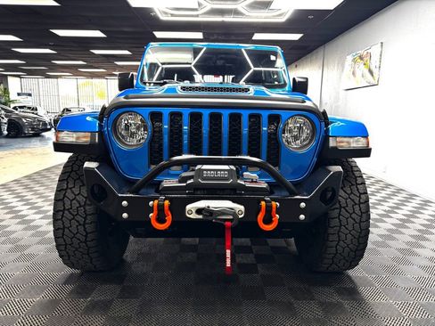 Used 2023 Jeep Gladiator Mojave w/ Cold Weather Group AWD/4WD image 3