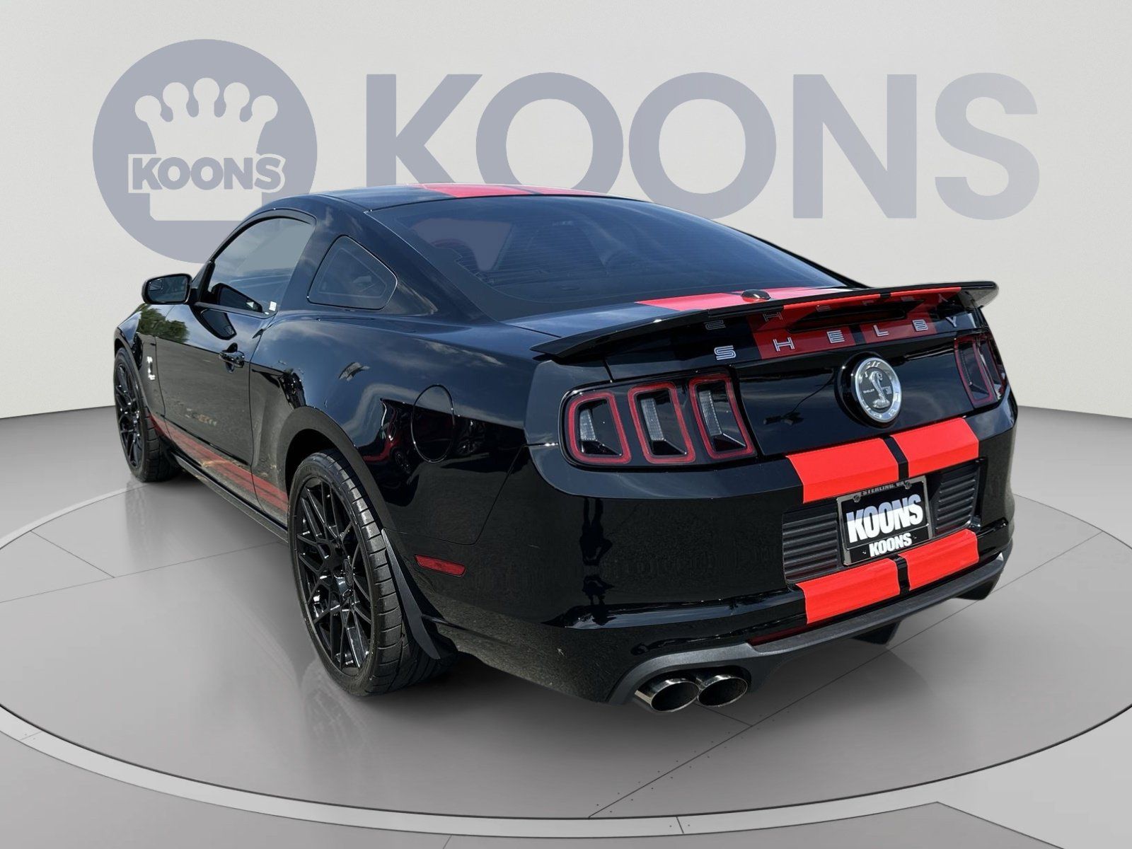 Used 2013 Ford Mustang Shelby GT500 RWD image 8