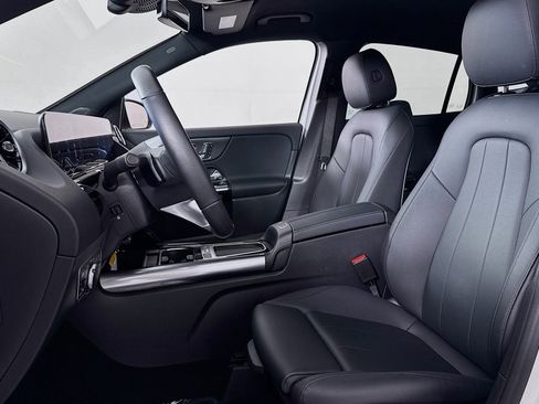 Certified 2026 Mercedes-Benz GLA 250 image 16