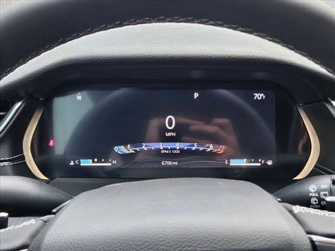 New 2025 Jeep Grand Cherokee L Altitude image 10