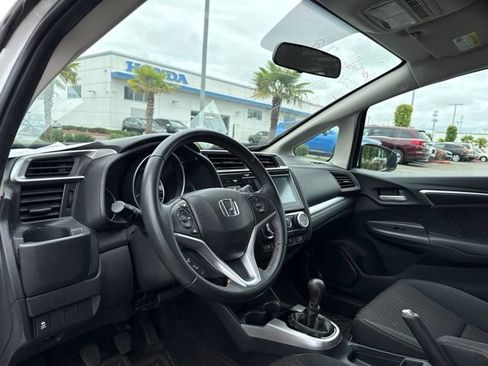 Used 2018 Honda Fit Sport image 10