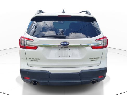 Used 2023 Subaru Ascent Limited w/ Technology Package AWD/4WD image 5