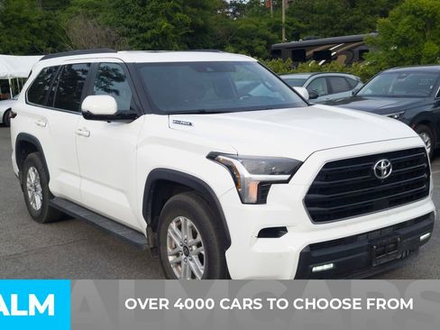 Used 2025 Toyota Sequoia SR5 AWD/4WD image 2