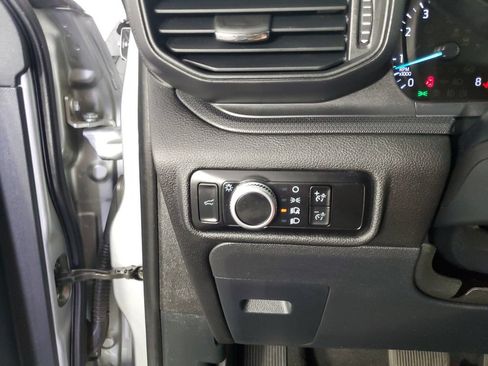 Used 2023 Ford Explorer 2WD image 27