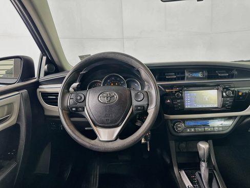 Used 2016 Toyota Corolla LE FWD image 17