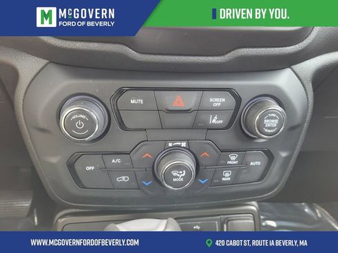 Used 2023 Jeep Renegade Altitude w/ Convenience Group I AWD/4WD image 21