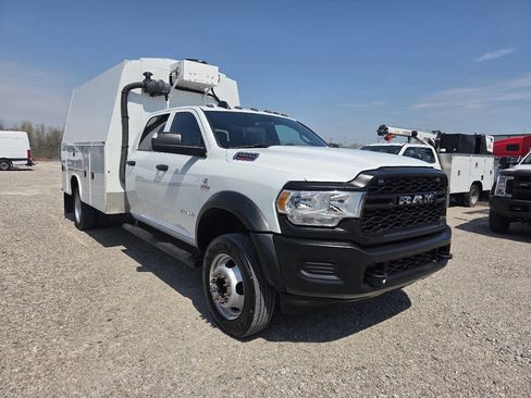 Used 2022 RAM 5500 Tradesman w/ Max Tow Package AWD/4WD image 3