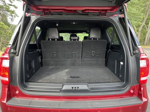 Used 2019 Ford Expedition Max XLT w/ Equipment Group 202A RWD image 45