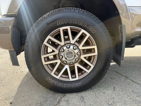 Used 2017 Ford F350 King Ranch w/ King Ranch Ultimate Package image 9