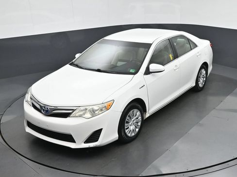Used 2012 Toyota Camry LE FWD image 52