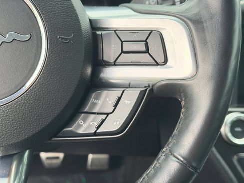 Used 2022 Ford Mustang GT Premium RWD image 23